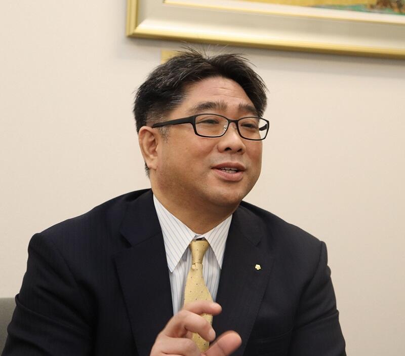 株式会社サクラクレパス　専務取締役 西村信一 氏