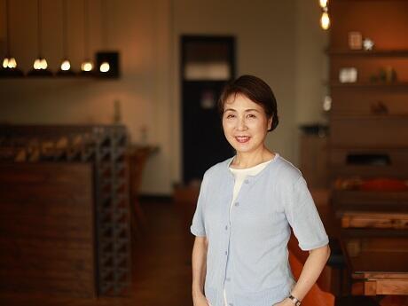 桐山　佳奈絵　氏