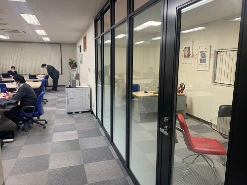 社内の様子